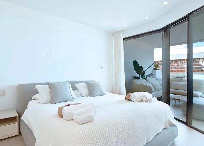 Infinity 0-3 Luxe Partial Sea View 2b Palm-mar